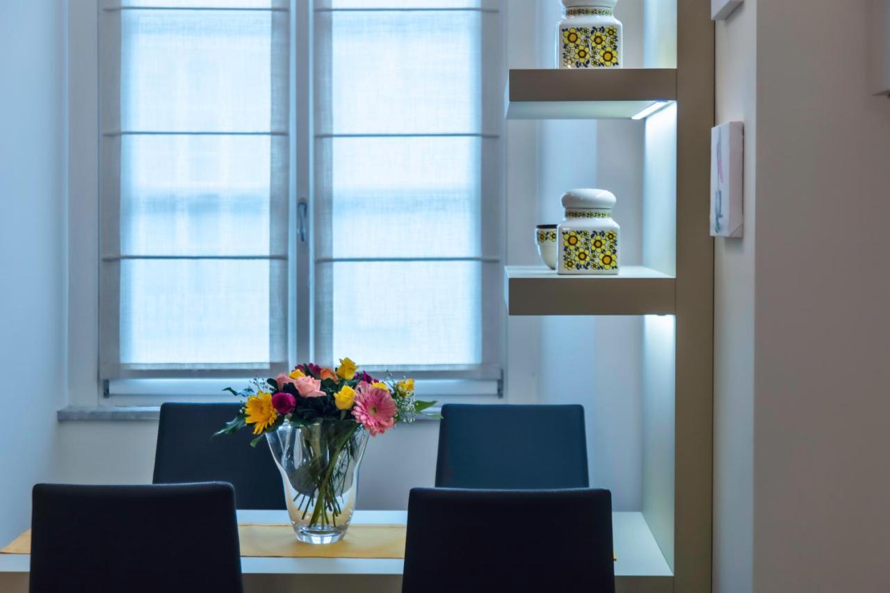 Il Papero A Napoli Apartment ภายนอก รูปภาพ